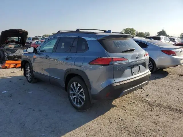 2024 TOYOTA COROLLA CROSS XLE  