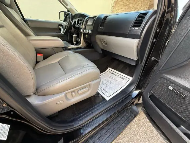 2014 TOYOTA SEQUOIA LIMITED  