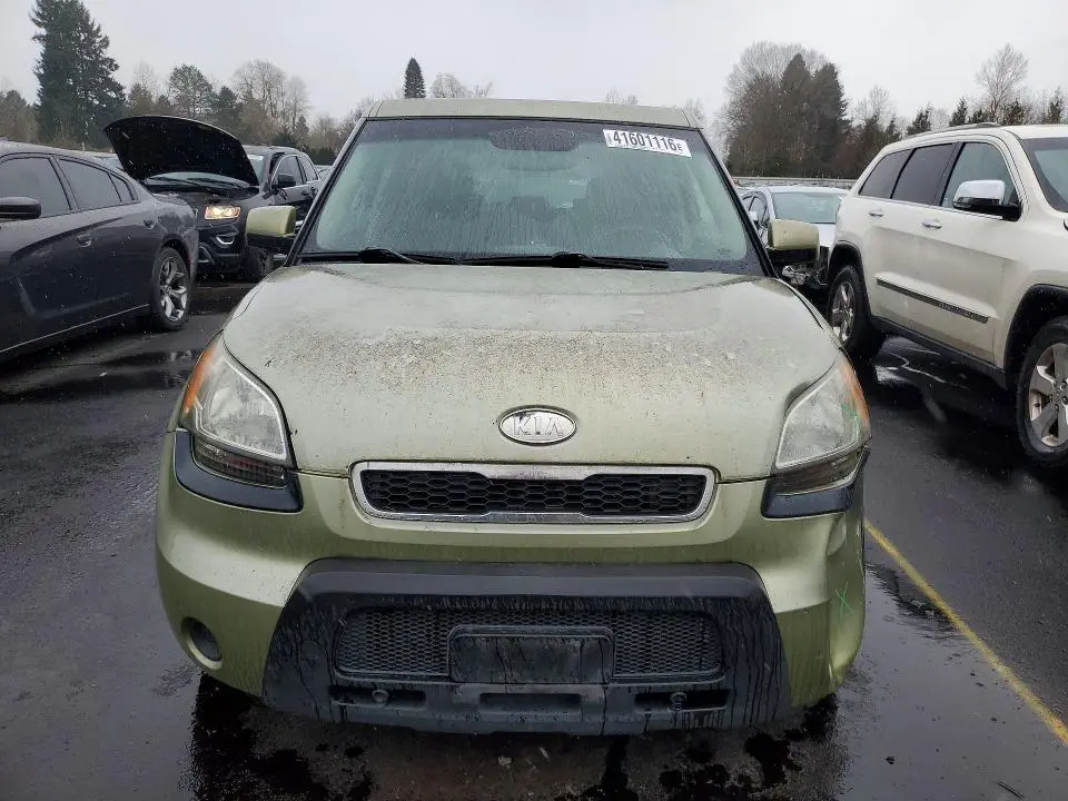 2010 KIA SOUL +  
