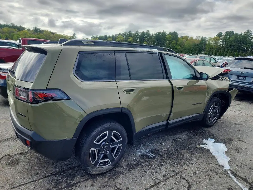 2026 JEEP CHEROKEE LAREDO  