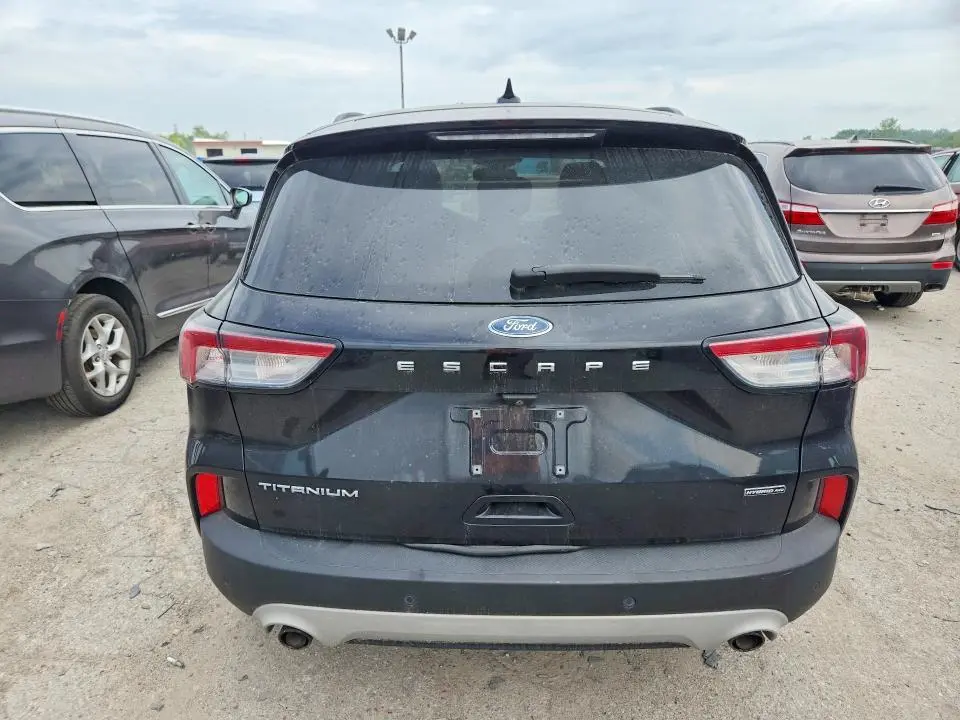 2020 FORD ESCAPE TITANIUM  