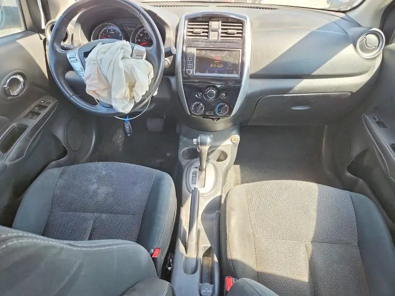 2019 NISSAN VERSA SV  