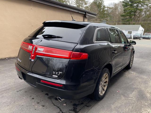 2016 LINCOLN MKT 