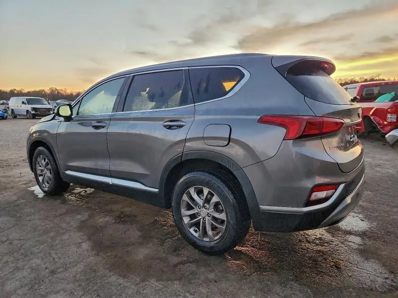 2019 HYUNDAI SANTA FE SE  