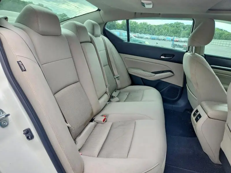 2020 NISSAN ALTIMA SV  