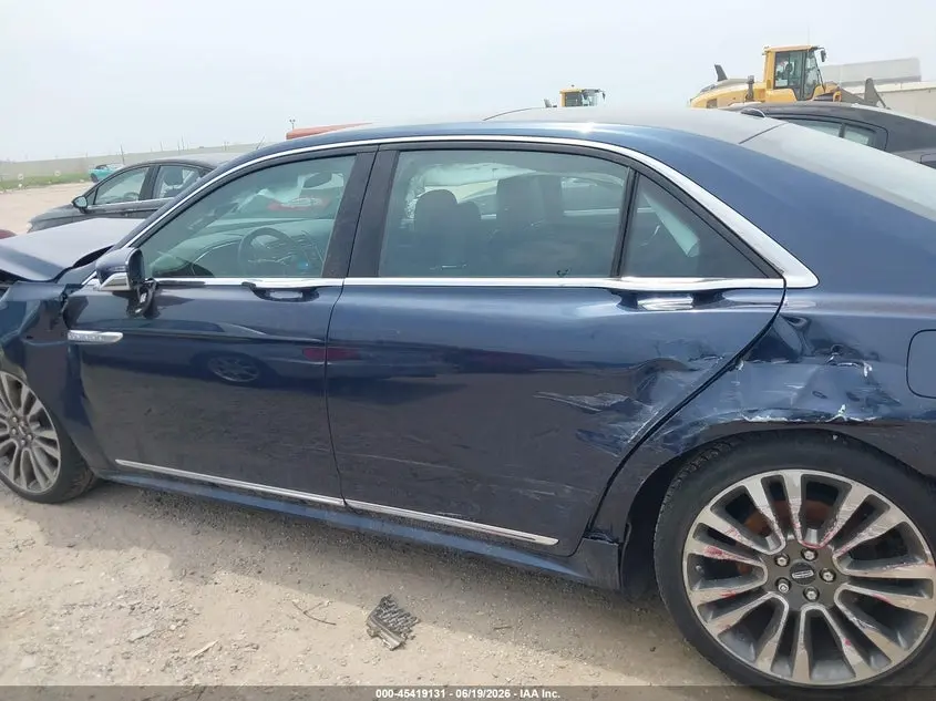 2017 LINCOLN CONTINENTAL RESERVE