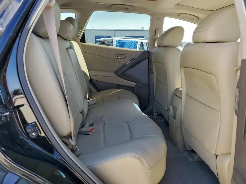 2013 NISSAN MURANO S  