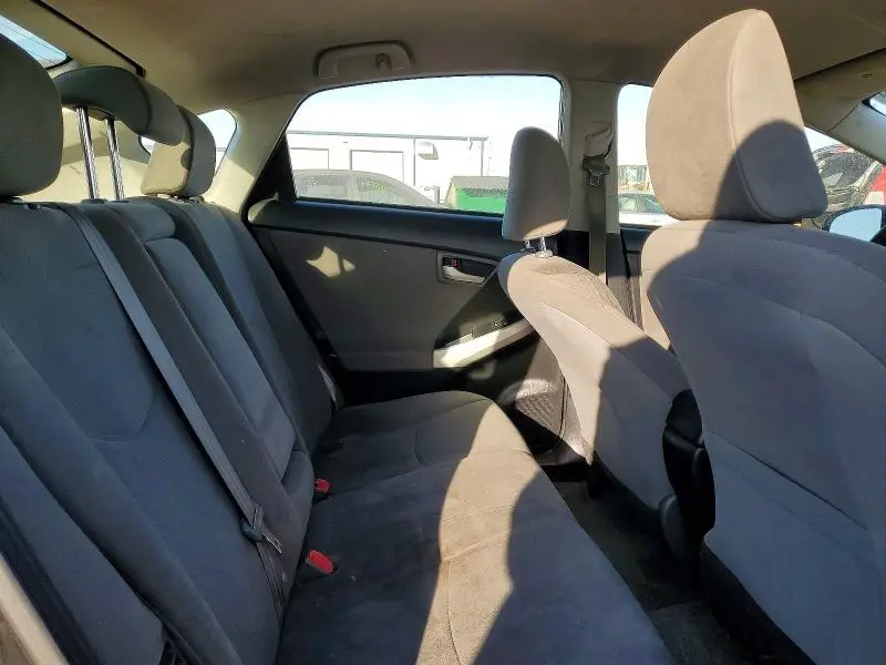 2015 TOYOTA PRIUS TWO  