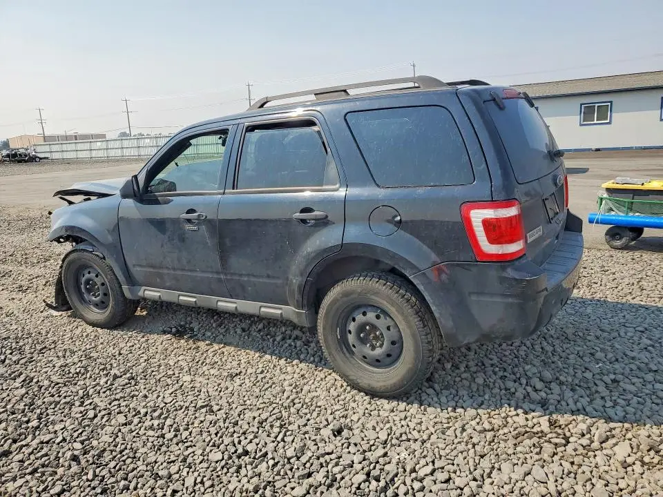 2010 FORD ESCAPE XLT  