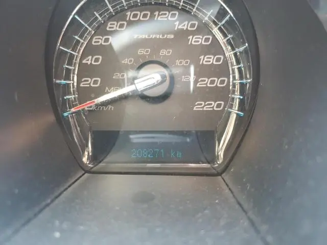 2010 FORD TAURUS SE  
