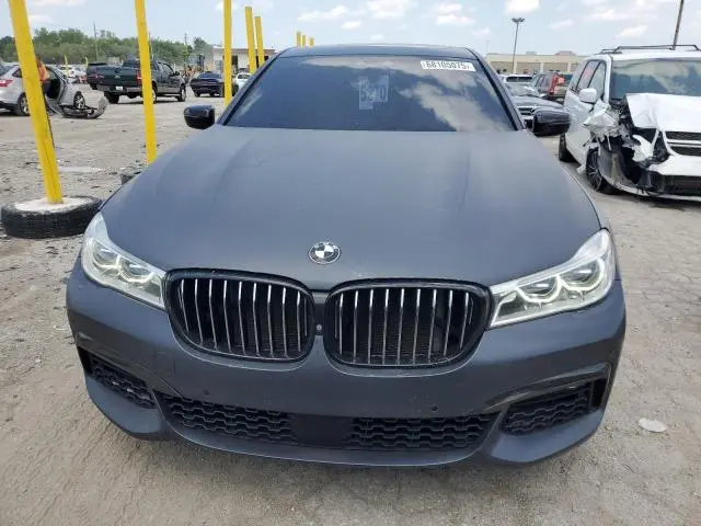 2017 BMW 750 I  
