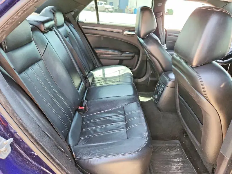 2013 CHRYSLER 300C VARVATOS  