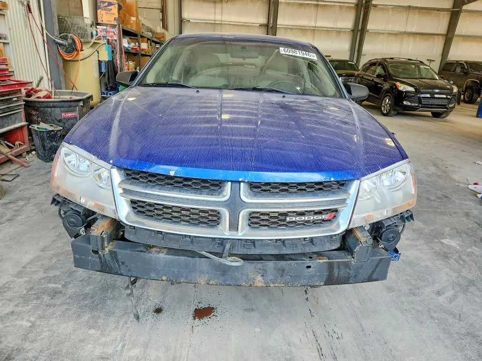 2013 DODGE AVENGER SE  