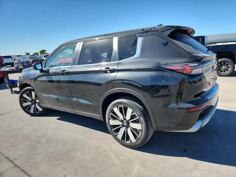 2025 MITSUBISHI OUTLANDER SE