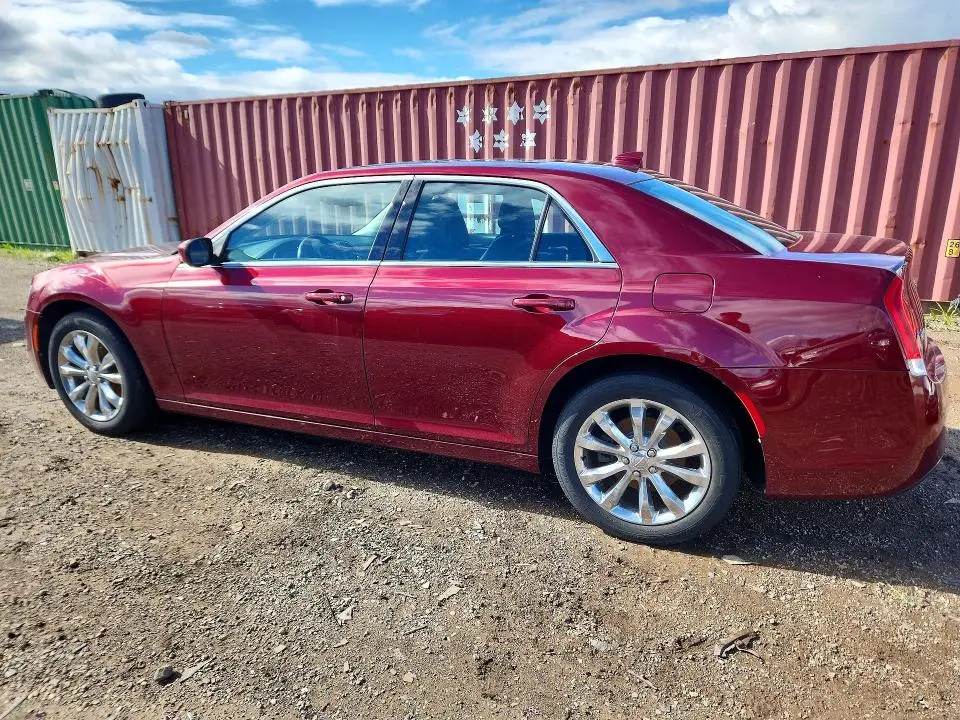 2016 CHRYSLER 300 LIMITED  
