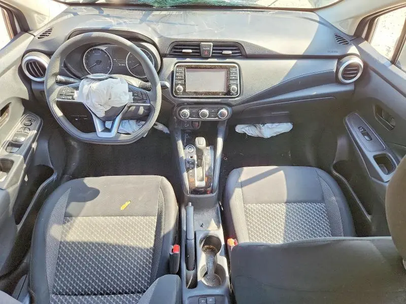 2020 NISSAN VERSA S  