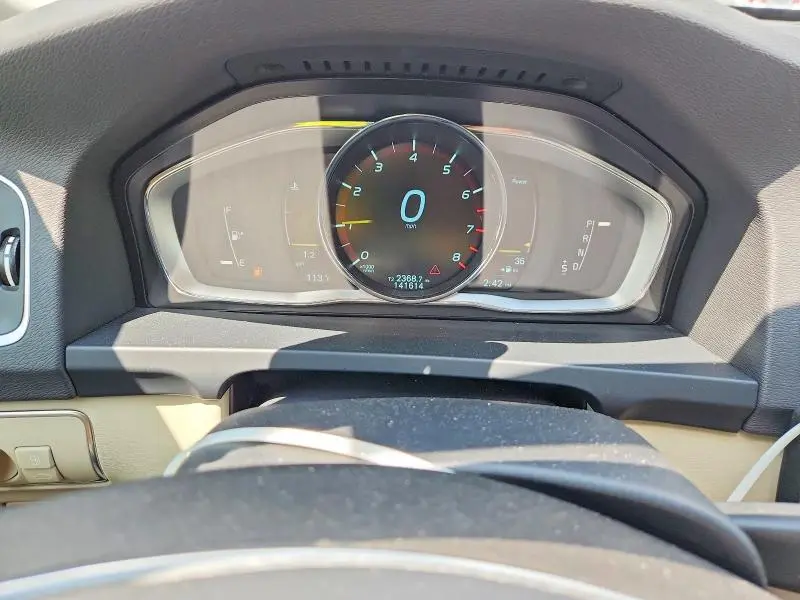 2014 VOLVO S60 T5  