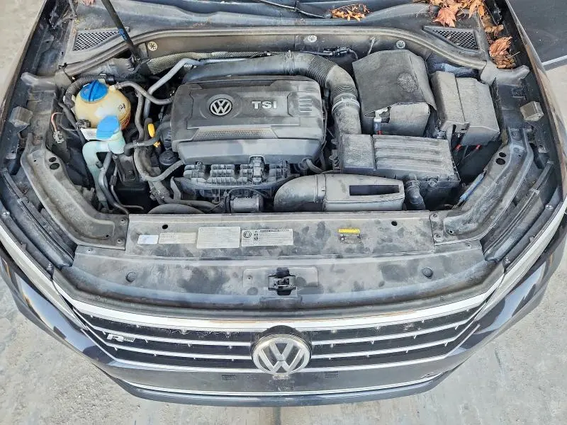 2017 VOLKSWAGEN PASSAT R-LINE  