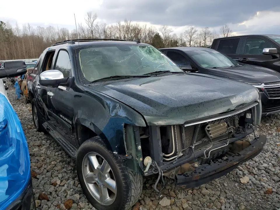 2013 CHEVROLET AVALANCHE LT  