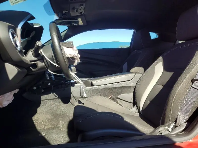 2017 CHEVROLET CAMARO LT  