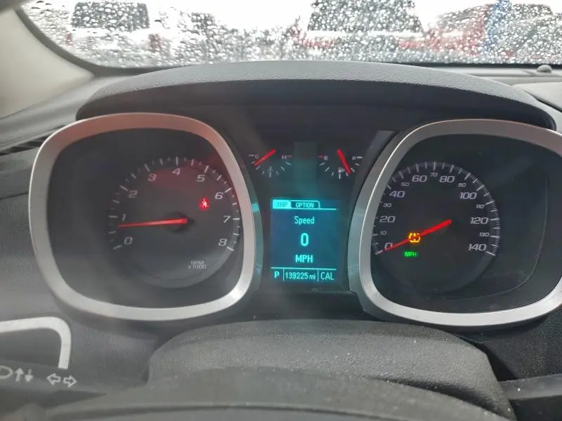 2015 CHEVROLET EQUINOX LT  