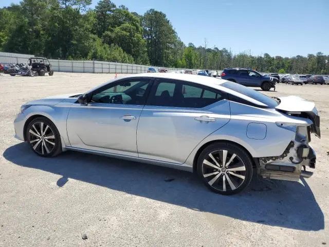2022 NISSAN ALTIMA SR  