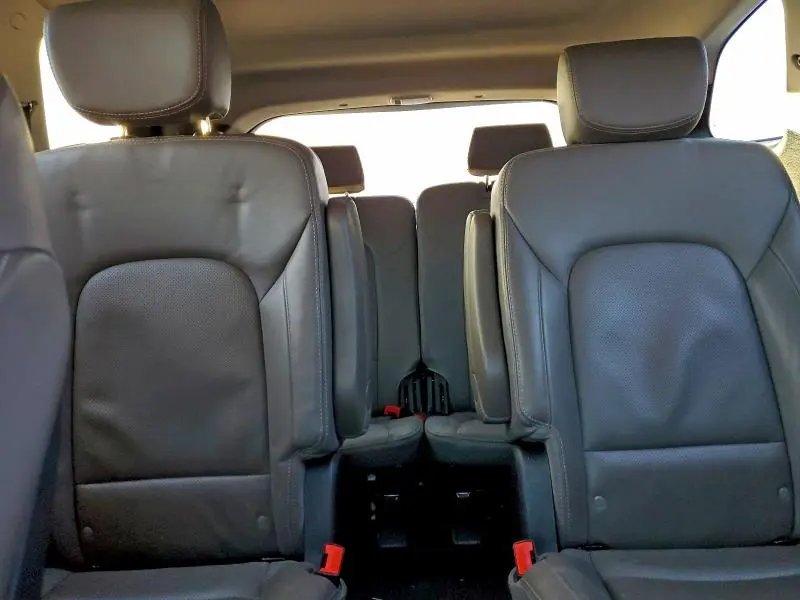 2017 HYUNDAI SANTA FE SE ULTIMATE  