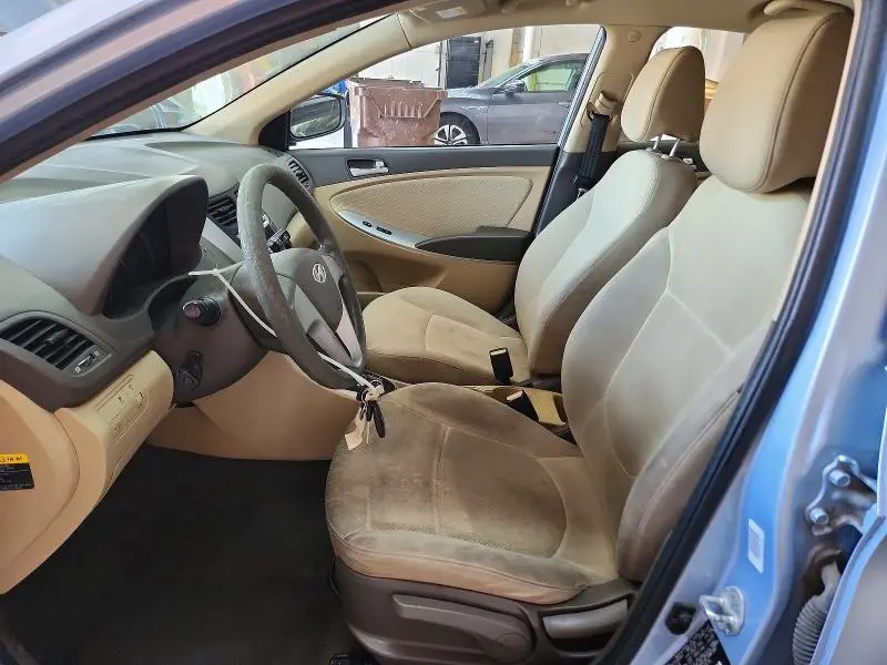 2014 HYUNDAI ACCENT GLS  
