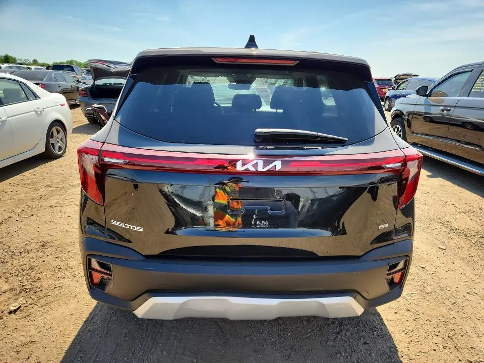 2024 KIA SELTOS LX  