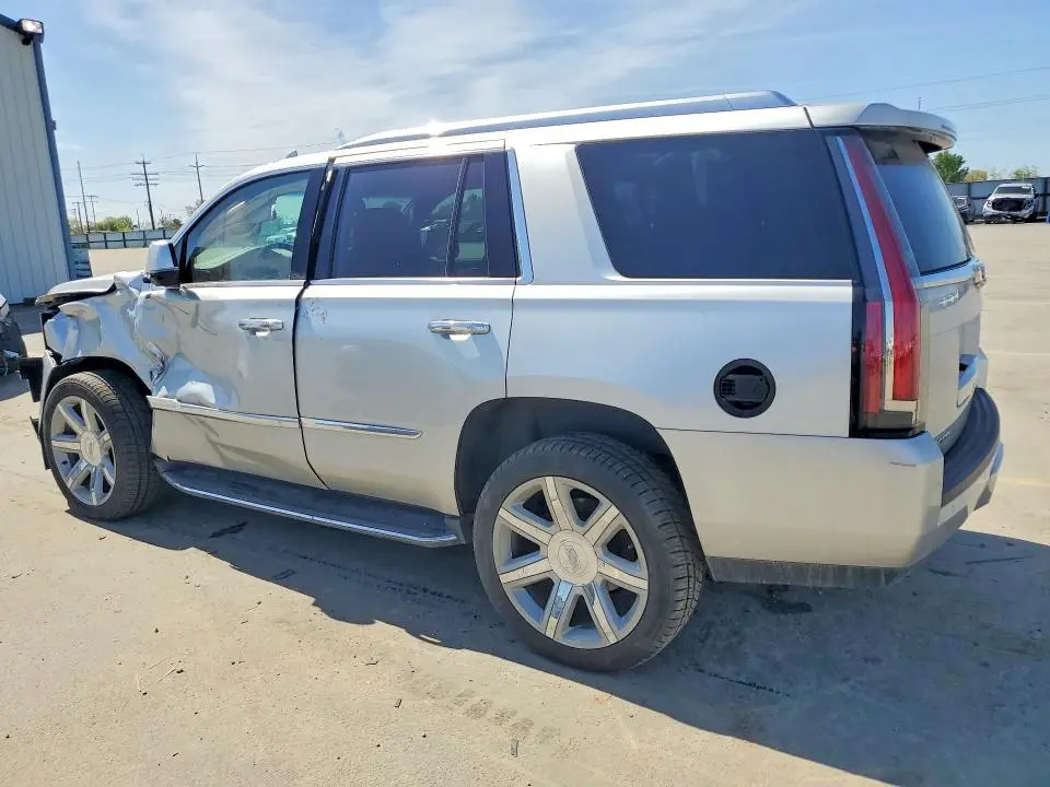 2016 CADILLAC ESCALADE LUXURY  