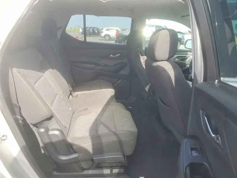 2019 CHEVROLET TRAVERSE LS  