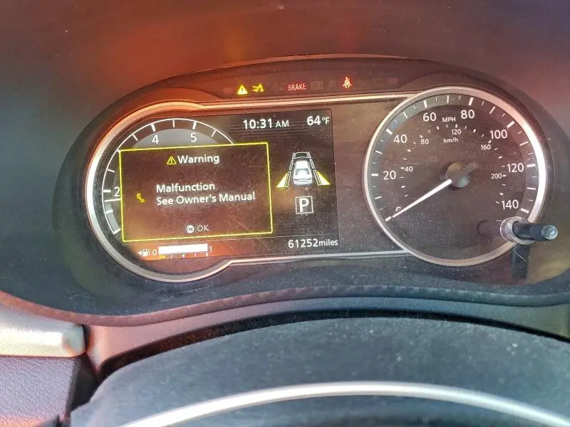 2021 NISSAN VERSA SV  