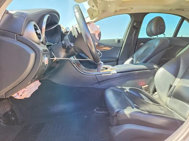 2016 MERCEDES-BENZ C 300  