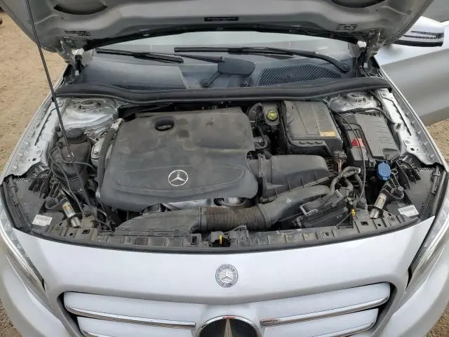 2015 MERCEDES-BENZ GLA 250 4MATIC  