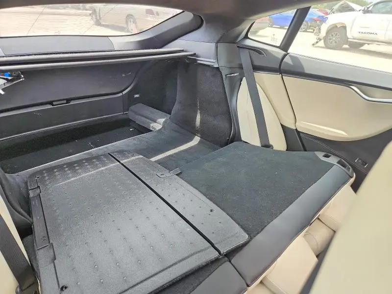 2020 TESLA MODEL S   