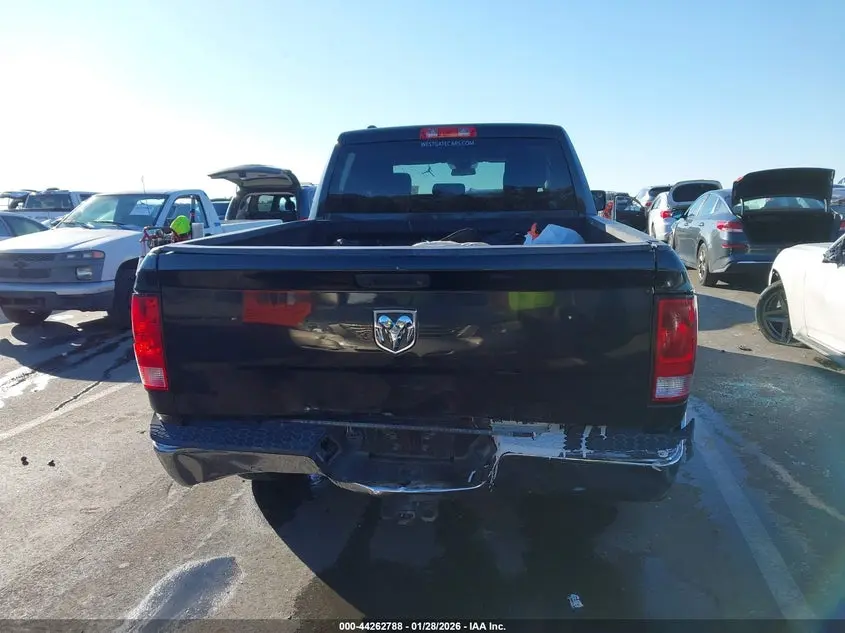 2017 RAM 1500 TRADESMAN  4X2 6'4 BOX