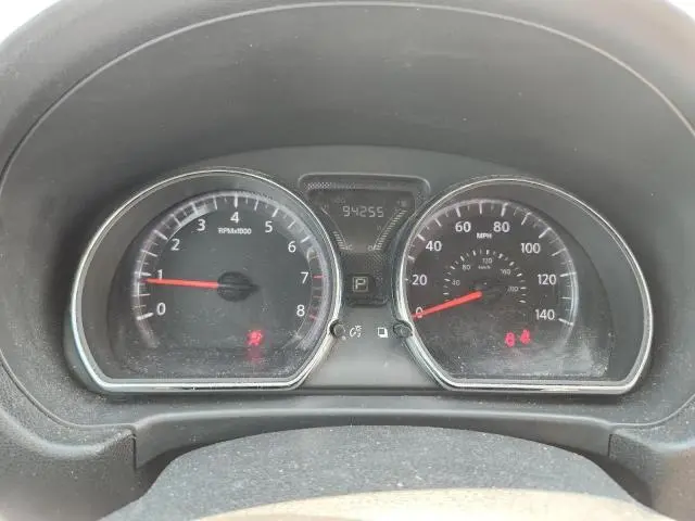 2019 NISSAN VERSA SV  