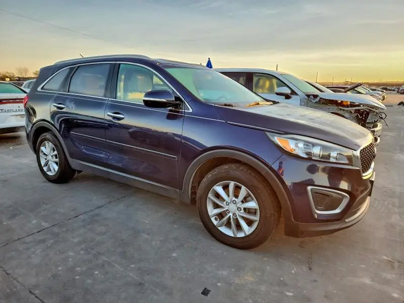 2017 KIA SORENTO   