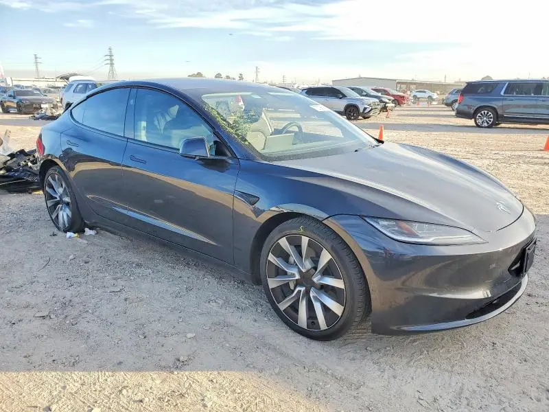 2024 TESLA MODEL 3   