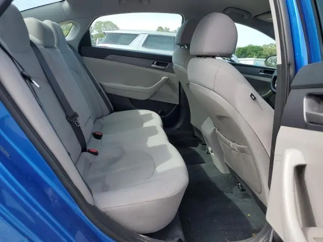 2018 HYUNDAI SONATA SE  