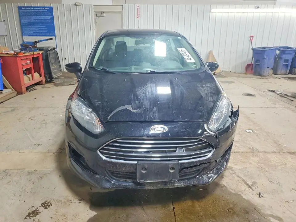 2017 FORD FIESTA SE  