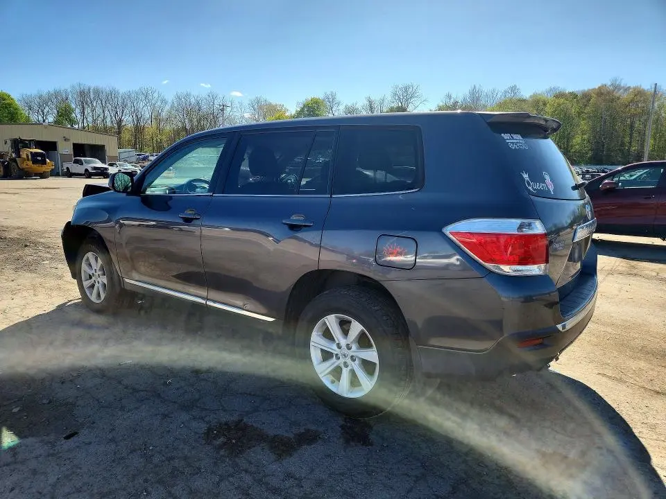 2012 TOYOTA HIGHLANDER BASE  