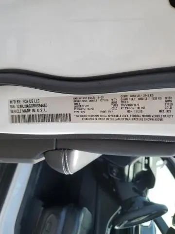 2024 JEEP GRAND CHEROKEE LAREDO  