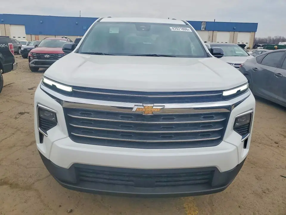 2025 CHEVROLET TRAVERSE LT  