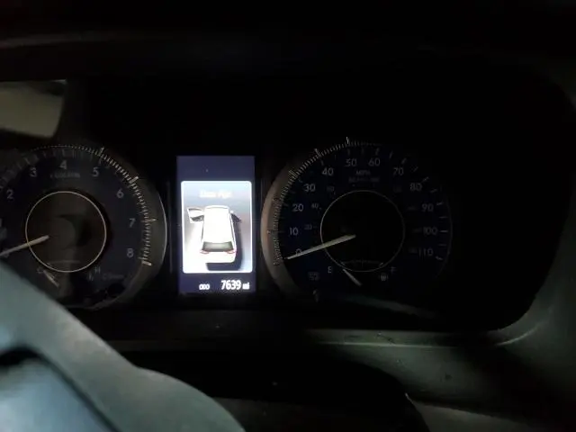 2018 TOYOTA SIENNA LE  