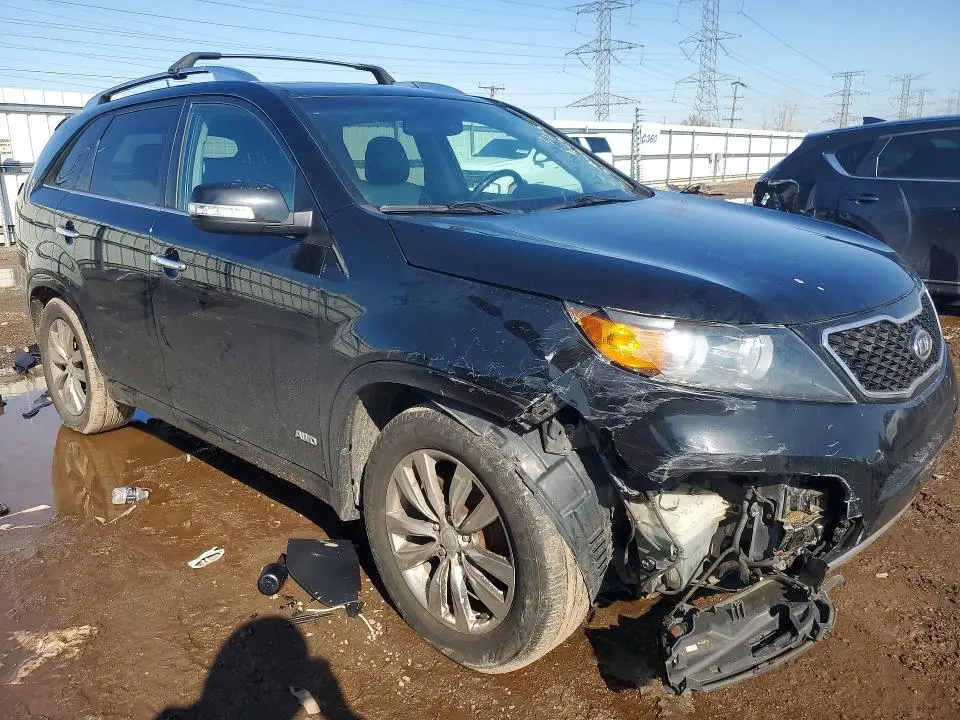 2013 KIA SORENTO SX  