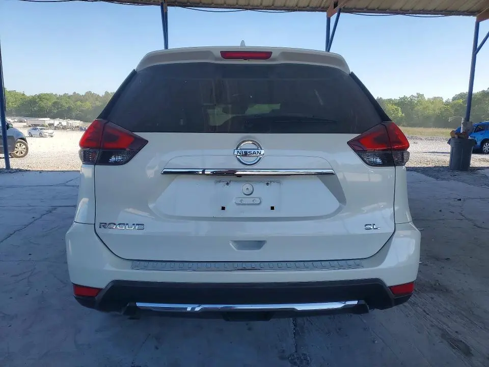 2017 NISSAN ROGUE SL  