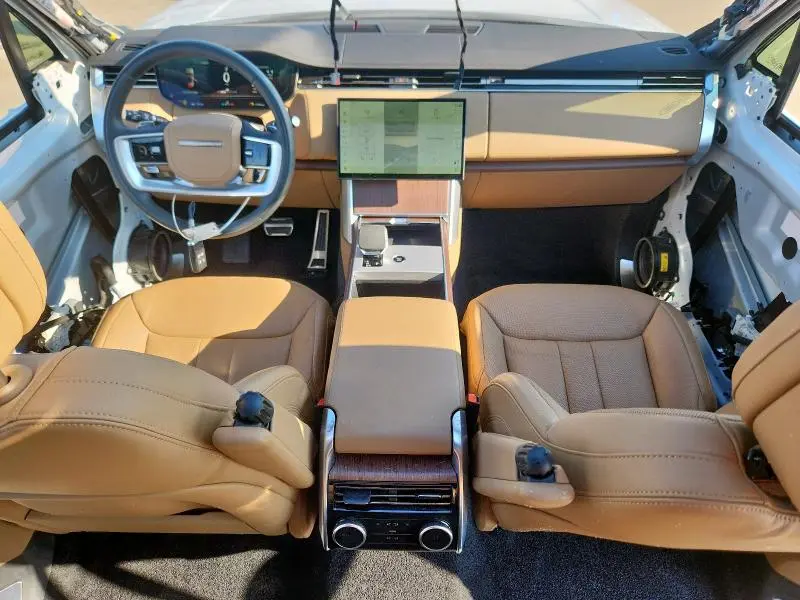 2024 LAND ROVER RANGE ROVER SE  