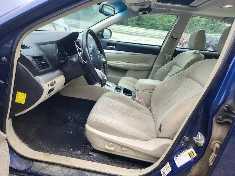 2010 SUBARU LEGACY 2.5I PREMIUM  