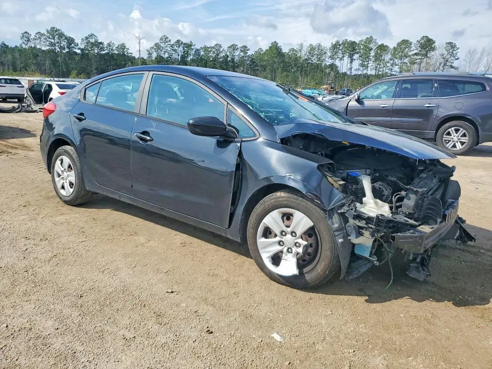 2015 KIA FORTE LX  